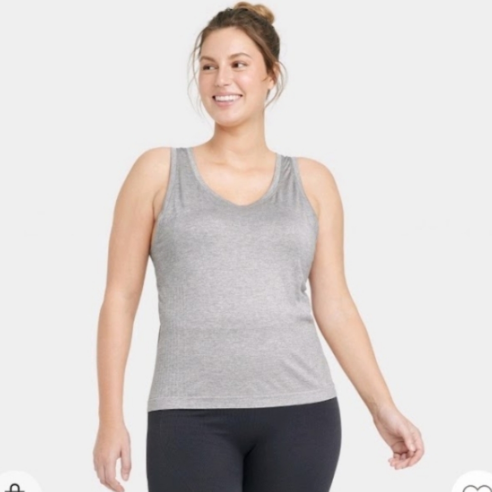 Bundle of 2 Womens Seamless Tank Tops